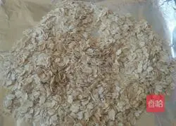 Illustration of making oatmeal biscuits 3