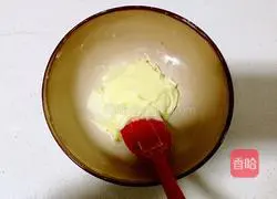 Illustration of how to make egg yolk biscuits 6