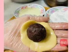 Illustration of how to make crab mooncakes 11 