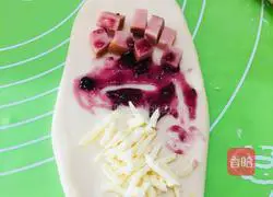 Crispy Sausage Cheese Bread Recipe Illustration 7