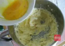 Illustration of making Double Star Cookies 2