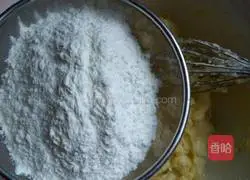 Illustration of how to make wolfberry biscuits 4