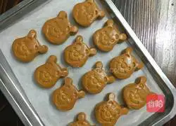 Illustrations of how to make cartoon mooncakes for children 13