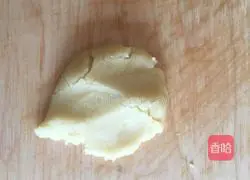 Guang Illustration of how to make egg yolk mooncakes 4