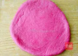 Illustration of how to make handmade three-color toast 19