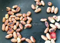 Illustration of how to make five-nut mooncake filling 1