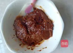 Illustration of how to make brown sugar mooncakes 3