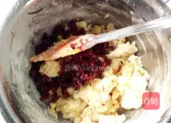 Cranberry Cookie Recipe Illustration 5