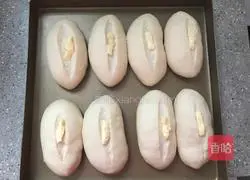 Illustration of how to make borscht bread 5