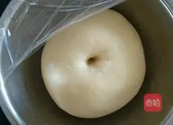 Illustration of how to make light butter toast 3