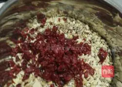 Five kernels Illustration of how to make moon cake fillings 5