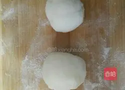 Illustration of how to make colorful snowskin mooncakes 5