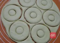 Illustration of how to make bread donuts 6
