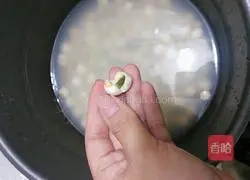 Illustration of how to make white lotus paste mooncake fillings 2