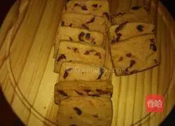 Crander Illustration of how to make raspberry cookies 5