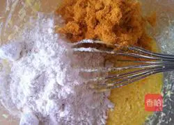 Illustration of how to make meat floss biscuits 3