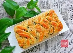 Illustration of how to make chive braided bread 8