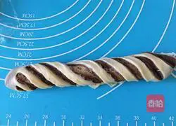 Illustration of how to make bean paste bread 13