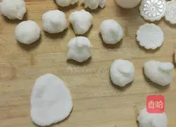 Snowskin Mooncakes Illustration of how to do it 2