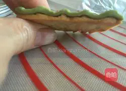 Illustration of how to make fondant biscuits 18