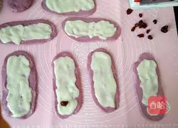 Illustration of how to make purple sweet potato with cranberry mochi stuffing 7
