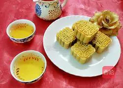 Illustration of how to make red bean filling mooncakes 15