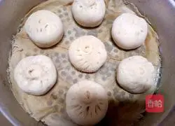 Illustration of how to make cabbage stuffed buns 21