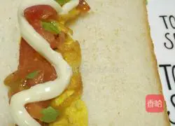 Illustration of how to make bread and egg rolls in the breakfast chapter of Baby Cookbook 6