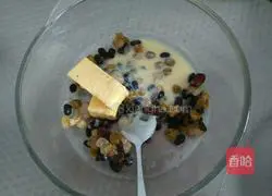 Illustration of how to make sweet bean hand-torn bread 4