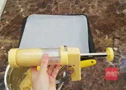 Illustration of how to make butter cookies 10