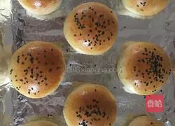 Illustration of how to make hamburgers (children's taste) 13