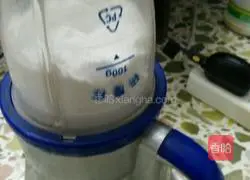 Illustration of how to make egg crisp biscuits 1