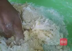 Illustration of how to make butter toast 4