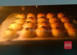 Su Illustration of how to make fresh meat mooncakes 16