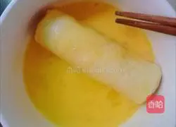 Illustration of how to make toast rolls 5