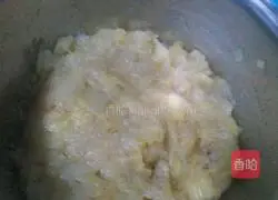 Illustration of how to make pineapple mooncake filling 16