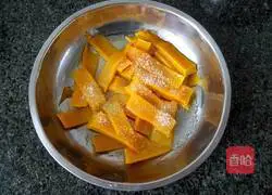 Illustration of how to make pumpkin mooncakes 3