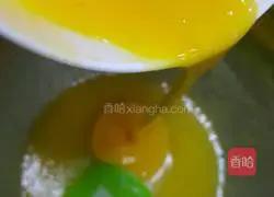 Illustration of making jam cookies 2