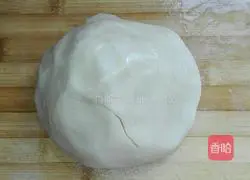 Black rice stuffed mooncakes Illustration of how to do it 10