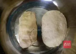 Pork crispy cakes (fresh meat mooncakes) Illustration of how to do it 1