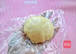 Illustration of how to make pineapple buns 16