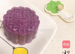 Illustration of how to make purple sweet potato mooncakes 9