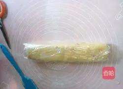 Illustration of how to make cherry cookies 7