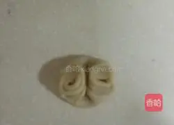 Illustration of how to make egg yolk cake (moon cake) 7