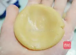 Cantonese Lotus Seed Mooncake Recipe Illustration 9