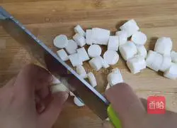 Yam and fruit Illustration of how to make moon cakes 1