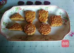 Lotus Paste and Egg Yolk Mooncake Recipe Illustration 14