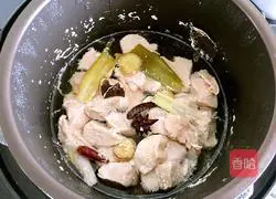 Illustration of how to make meat floss in bread machine 4