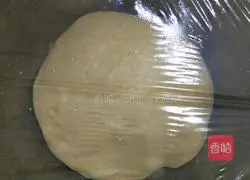 Illustration of making sausage bread 6