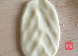 Illustration of how to make crispy skin, fresh meat and pickled mustard mooncakes 7